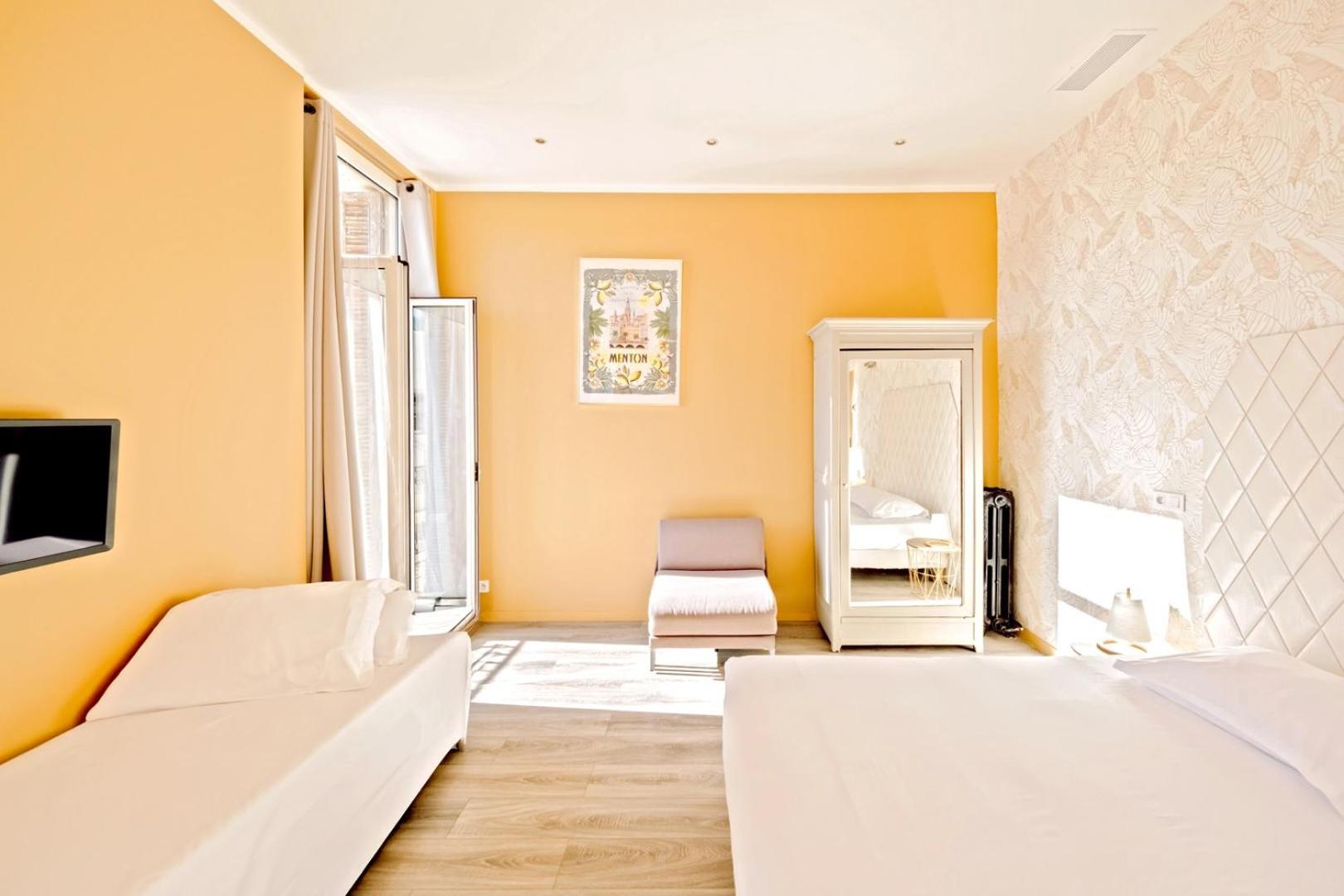 מנטון Hotel Lemon מראה חיצוני תמונה