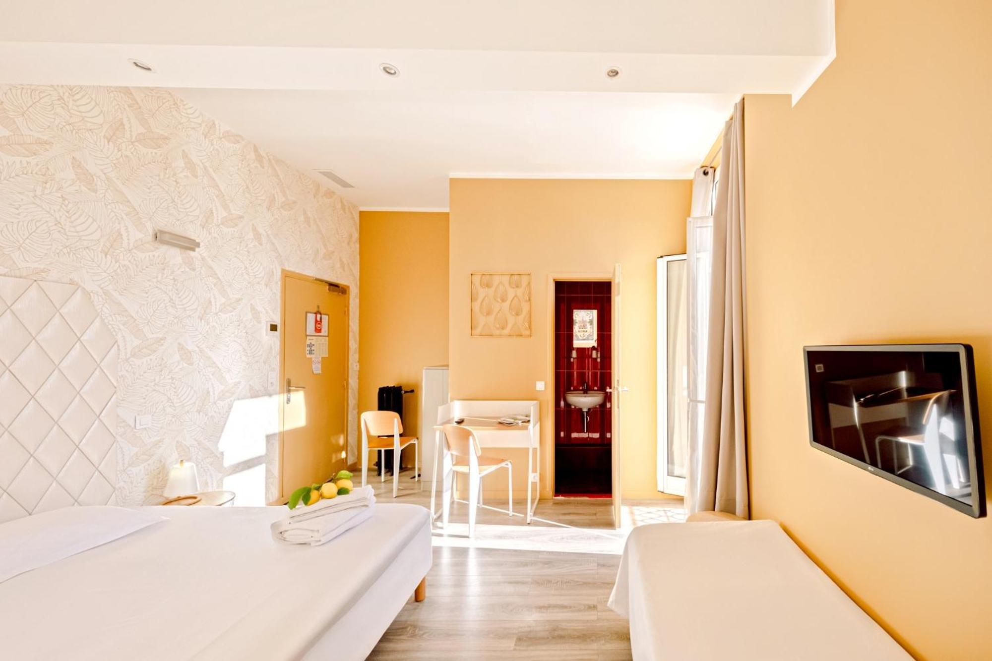 מנטון Hotel Lemon מראה חיצוני תמונה